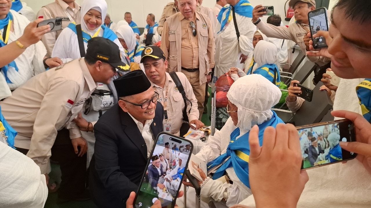 Menhaj memimpin kedatangan Amirulhaj gelombang kedua di Arab Saudi
