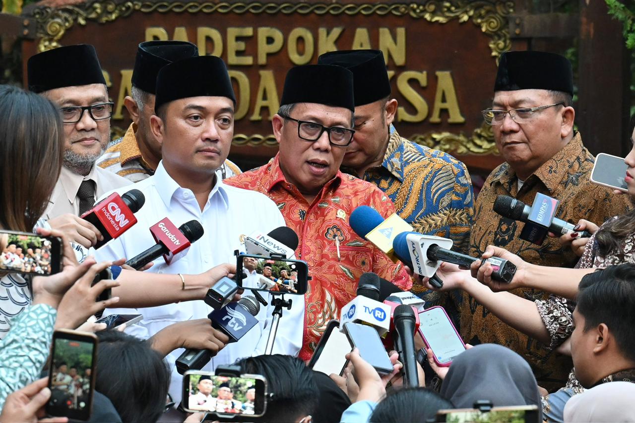 DPR Apresiasi Transformasi Layanan Haji 2026, Kemenhaj Berhasil Tekan Antrean dan Tingkatkan Kenyamanan Jemaah